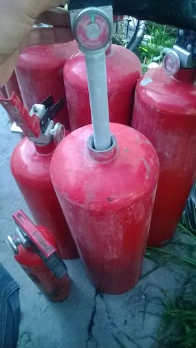 ECARGA Y MANTENIMIENTO A EXTINTORES DE TODO TIPO